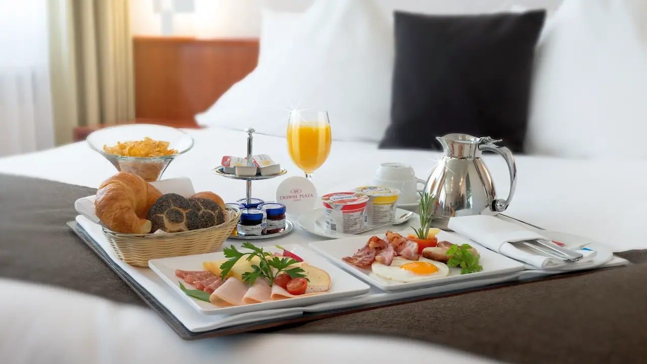 Crowne Plaza